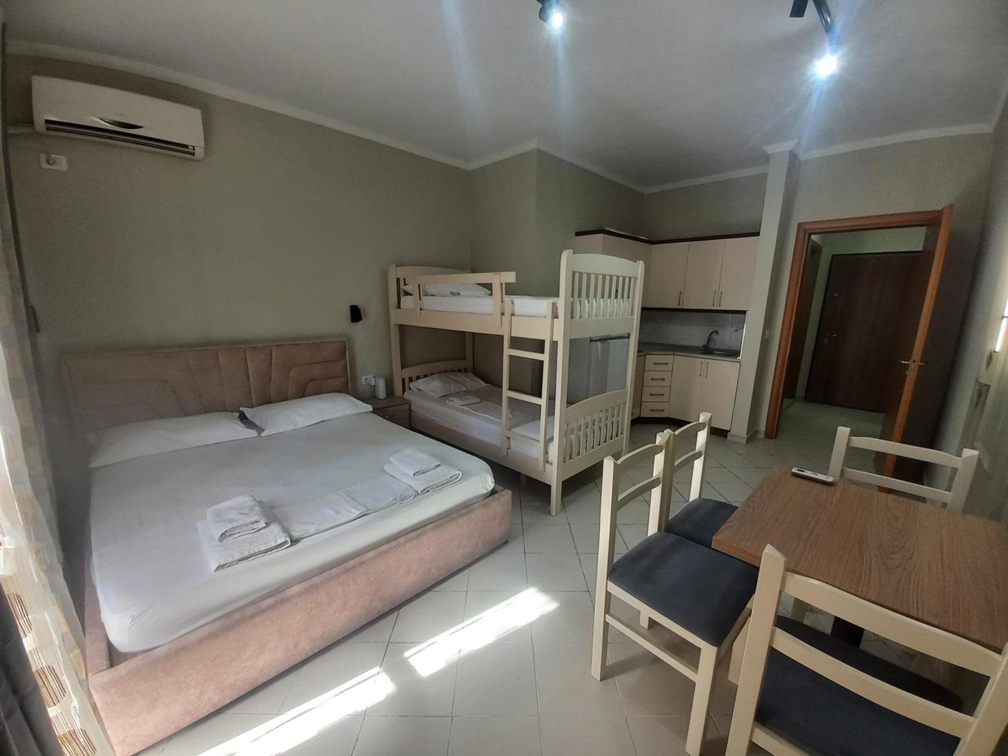 Lungomare Apartament Sea View Vlora Szoba fotó